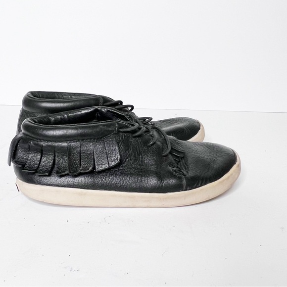 Freshly Picked Black Fringe Leather Moccasins Size 11 Toddler - Picture 1 of 6
